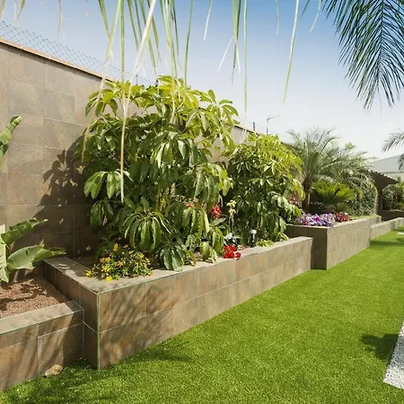 Fuente1 Piscina Comun Famila * كونيل ذي لا فرونتيرا