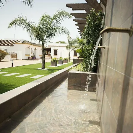 Fuente1 Piscina Comun Famila منزل ريفي *